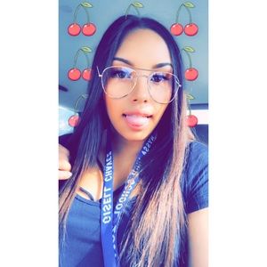 Meet your Posher, Gisell